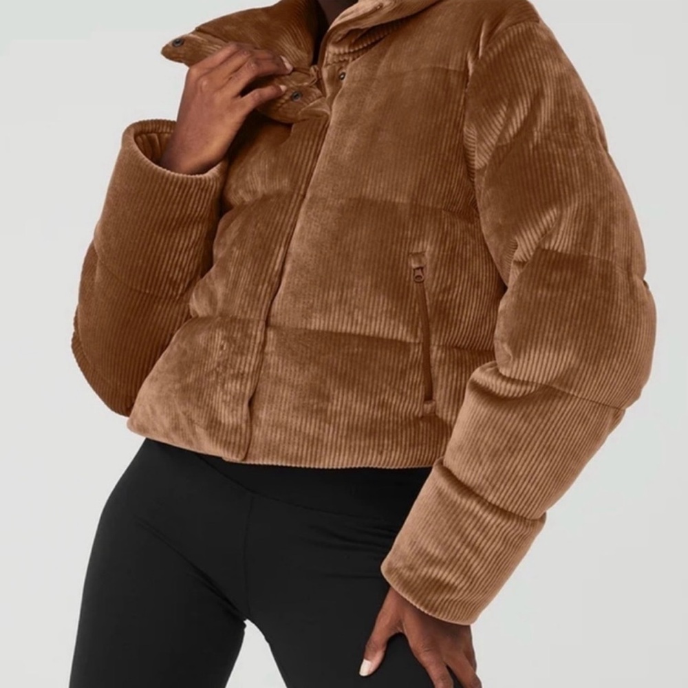 ALO Yoga Ribbed Velour Gold Puffer Jacket